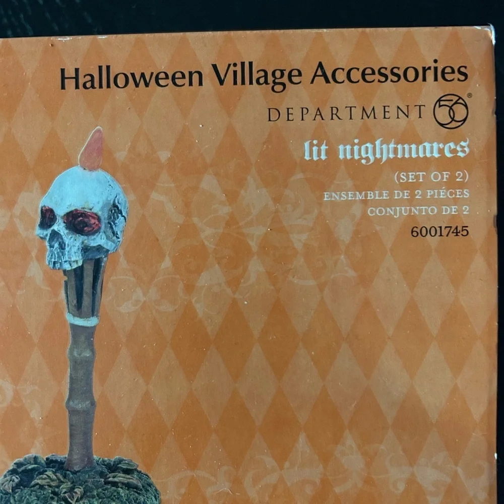 Department 56 Lit Nightmares Skull Stakes